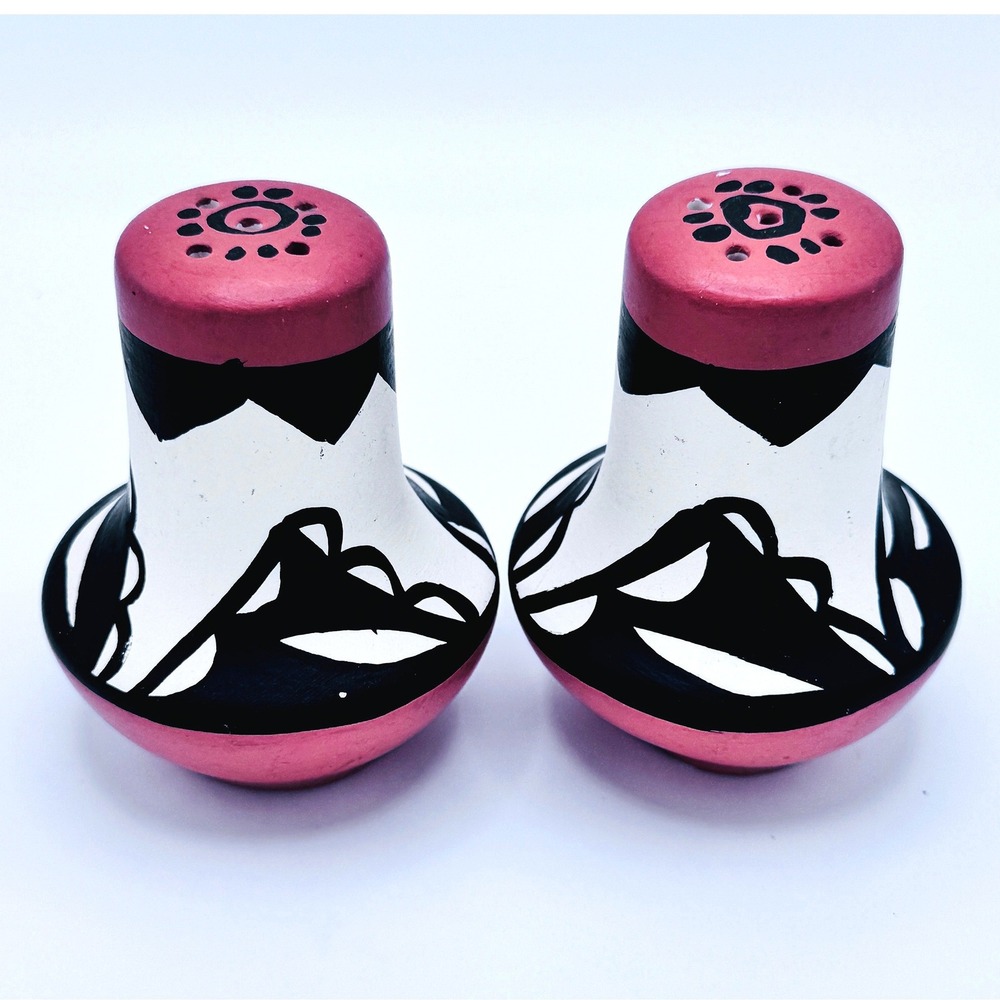 Southwestern Style Pottery Salt & Pepper Shakers Set Red‎ Black White Tribal